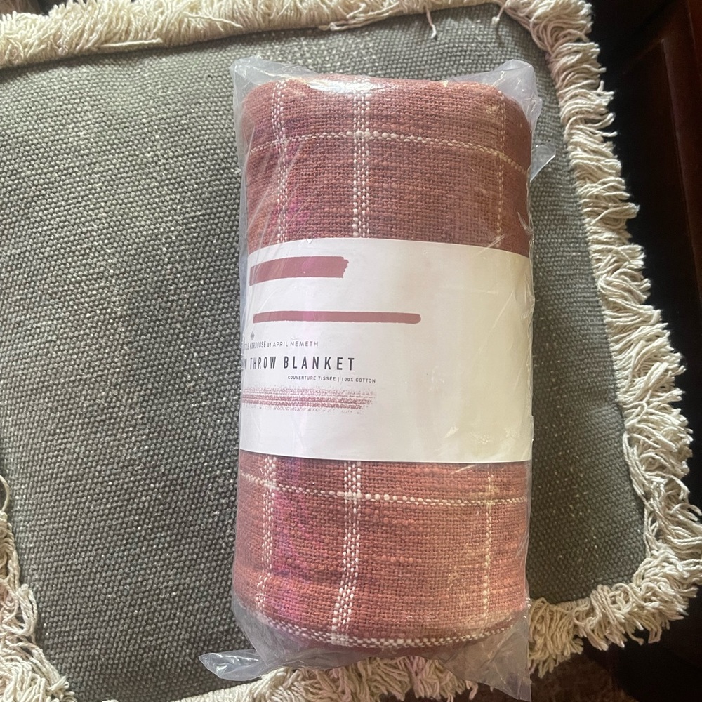 Little Korboose Cozy terracotta plaid  Throw Blanket NEW